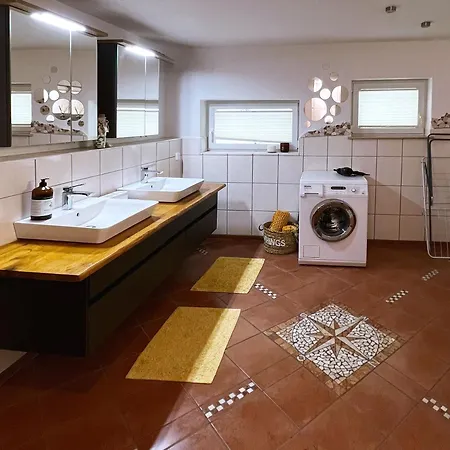 Haus Am Berzdorfer Holiday home Gorlitz